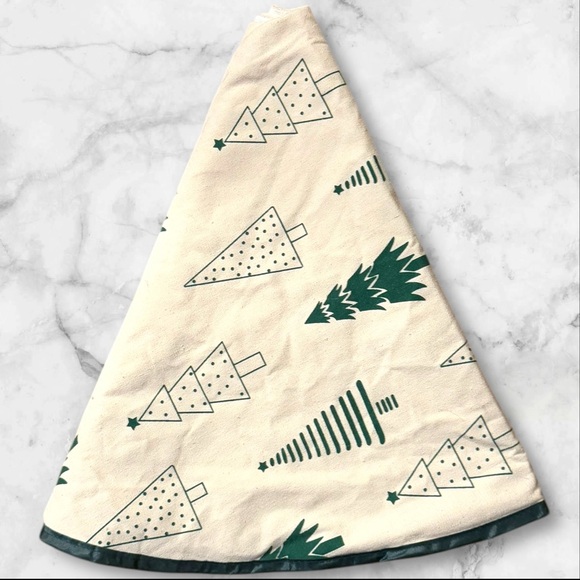 Christmas Tree Skirt - Green & White Tree Pattern - Holiday Decor - Picture 3 of 3